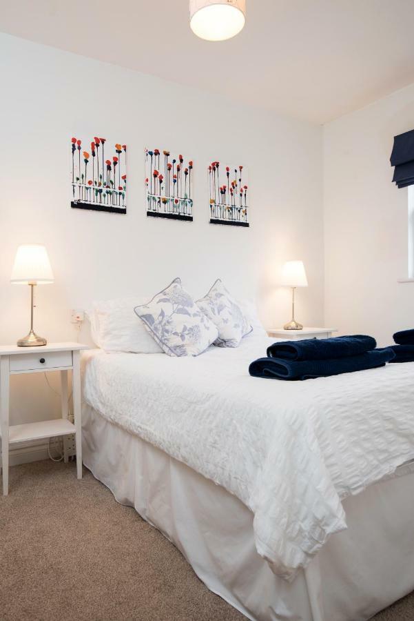 Dalton Crescent Villa Durham Bagian luar foto