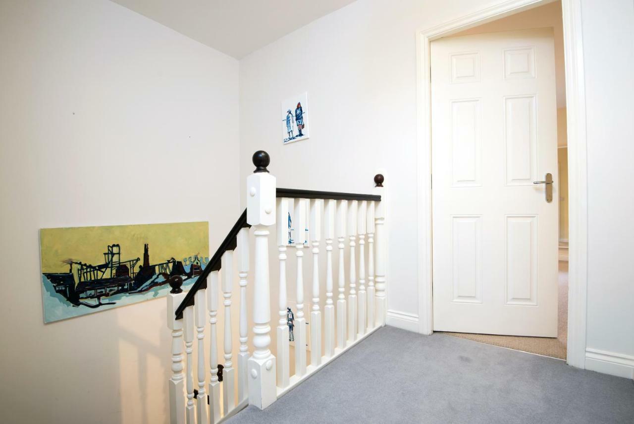 Dalton Crescent Villa Durham Bagian luar foto